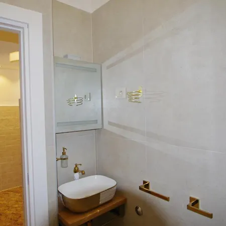 Gortanova Uvala Apartment *