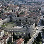 Gortanova Uvala Appartamento Pola
