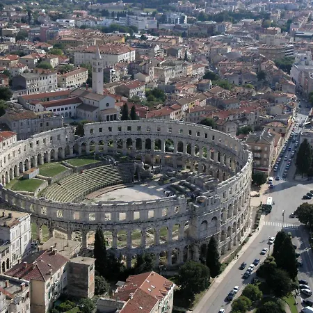 Gortanova Uvala Appartamento Pola