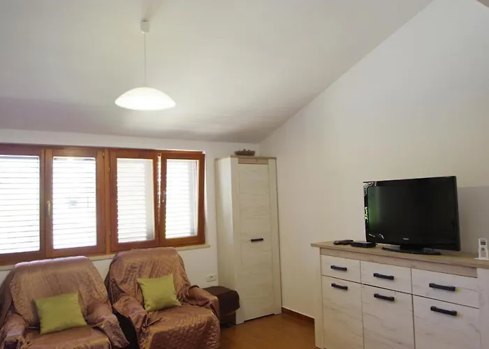 Gortanova Uvala 풀라