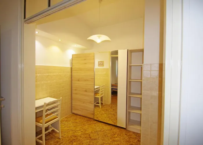 Gortanova Uvala 풀라